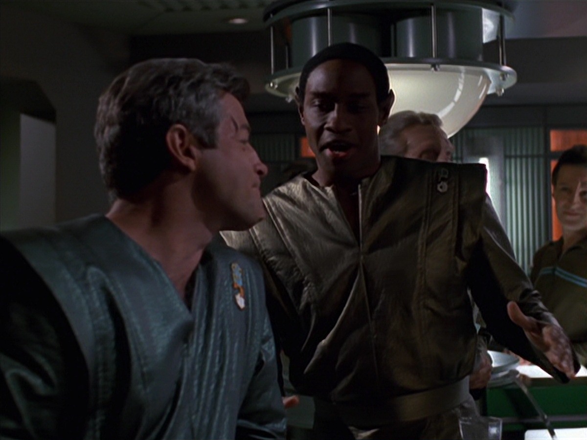 extant_StarTrek_VOY_7x16-WorkforcePart1_0741.jpg