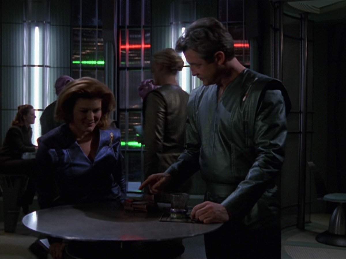 extant_StarTrek_VOY_7x16-WorkforcePart1_0783.jpg