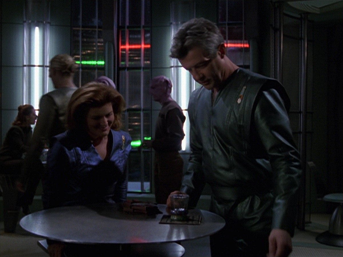 extant_StarTrek_VOY_7x16-WorkforcePart1_0784.jpg