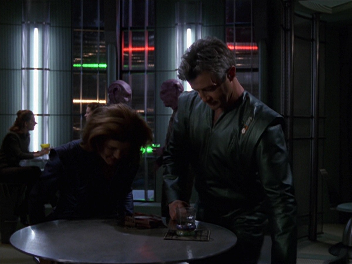 extant_StarTrek_VOY_7x16-WorkforcePart1_0786.jpg