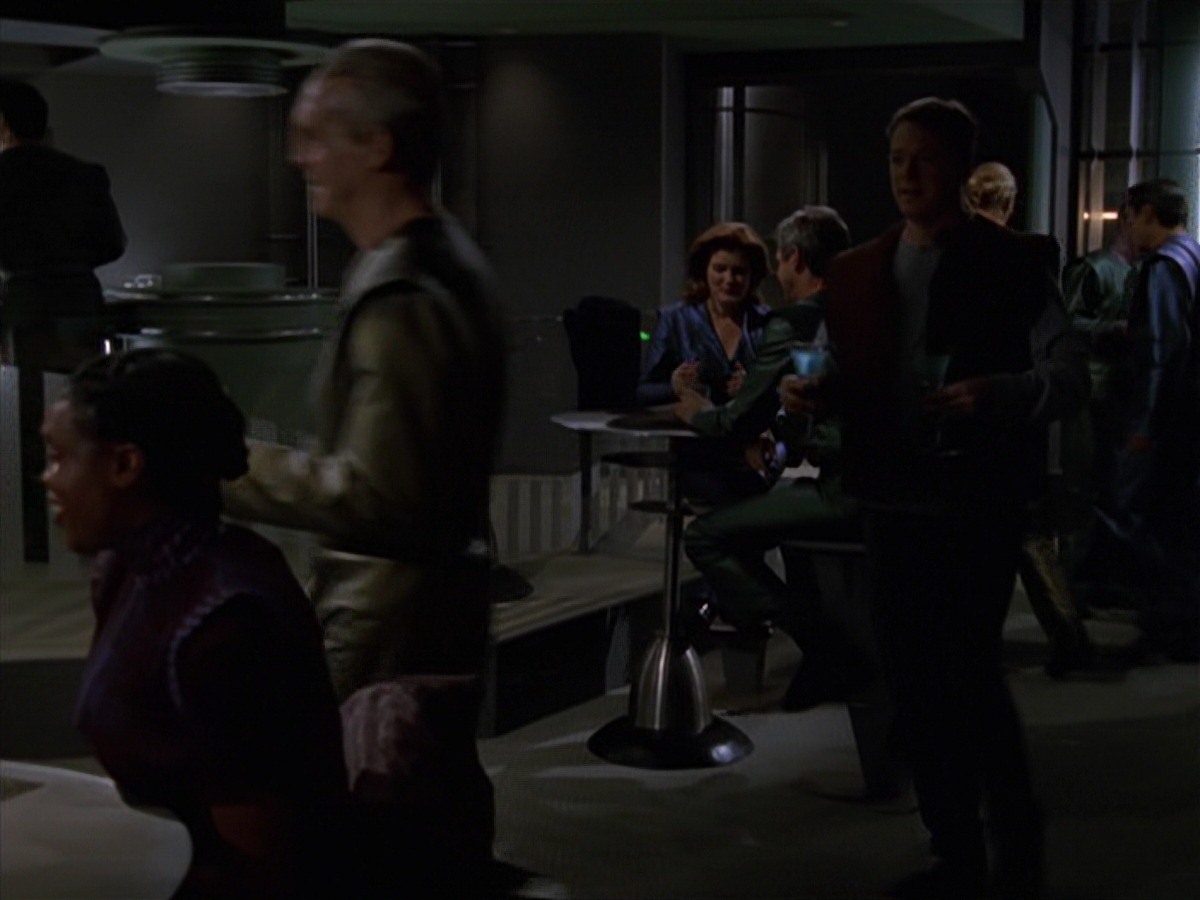 extant_StarTrek_VOY_7x16-WorkforcePart1_0799.jpg