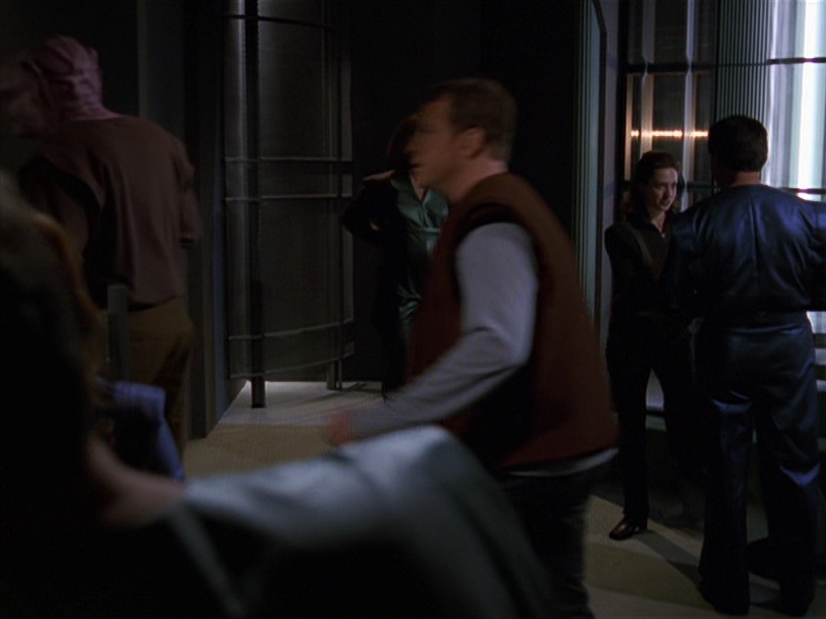 extant_StarTrek_VOY_7x16-WorkforcePart1_0841.jpg