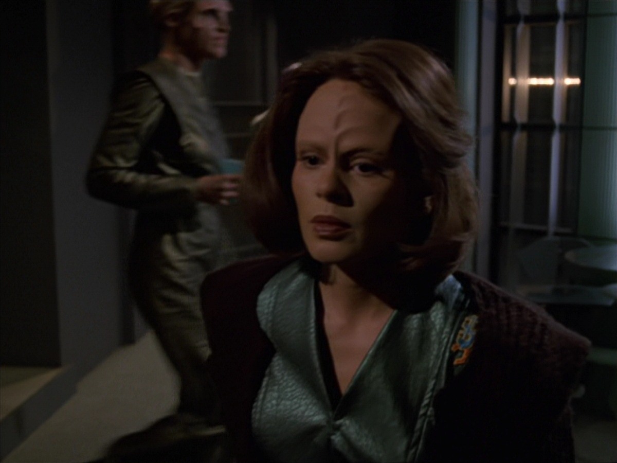 extant_StarTrek_VOY_7x16-WorkforcePart1_0850.jpg