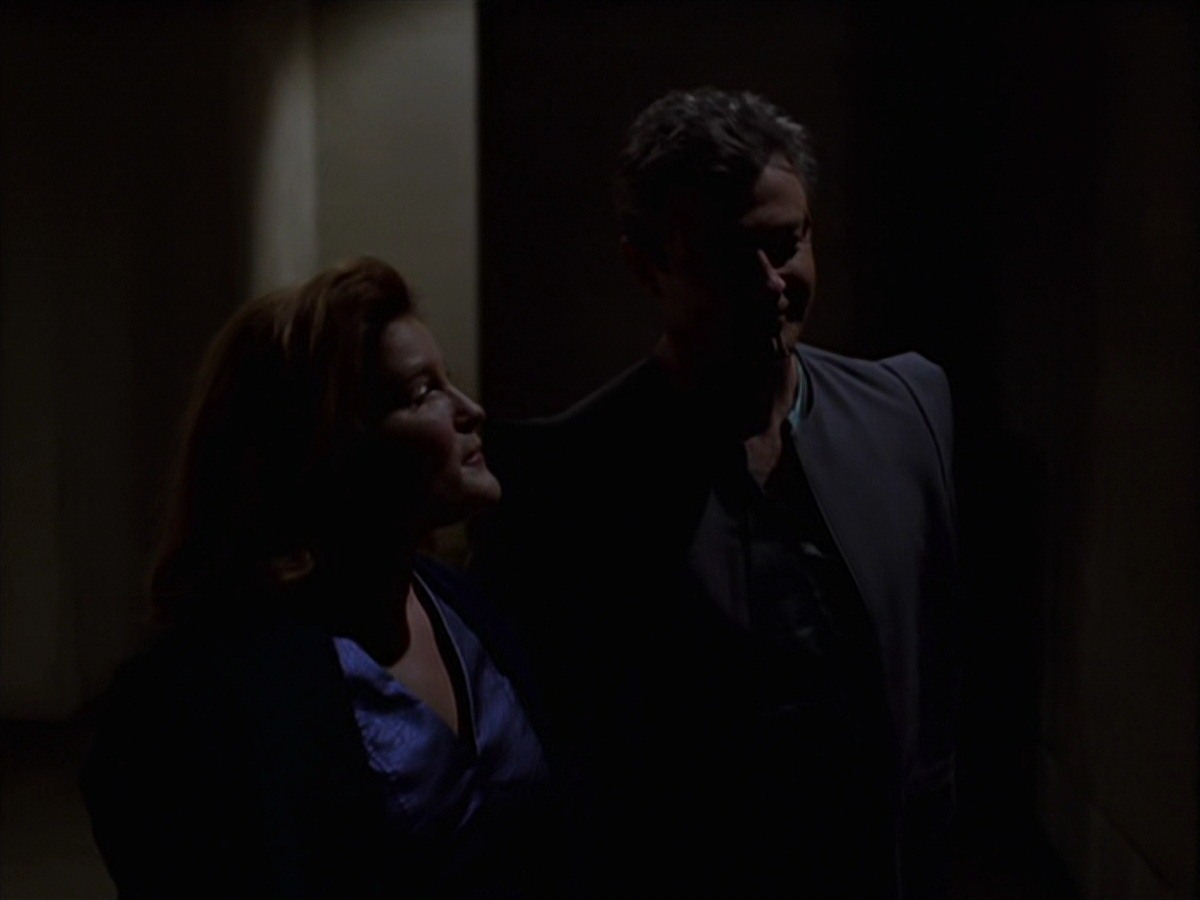 extant_StarTrek_VOY_7x16-WorkforcePart1_0926.jpg