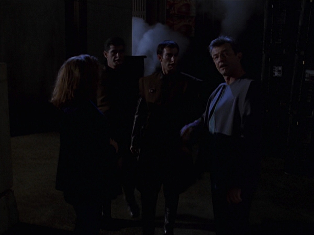 extant_StarTrek_VOY_7x16-WorkforcePart1_0941.jpg