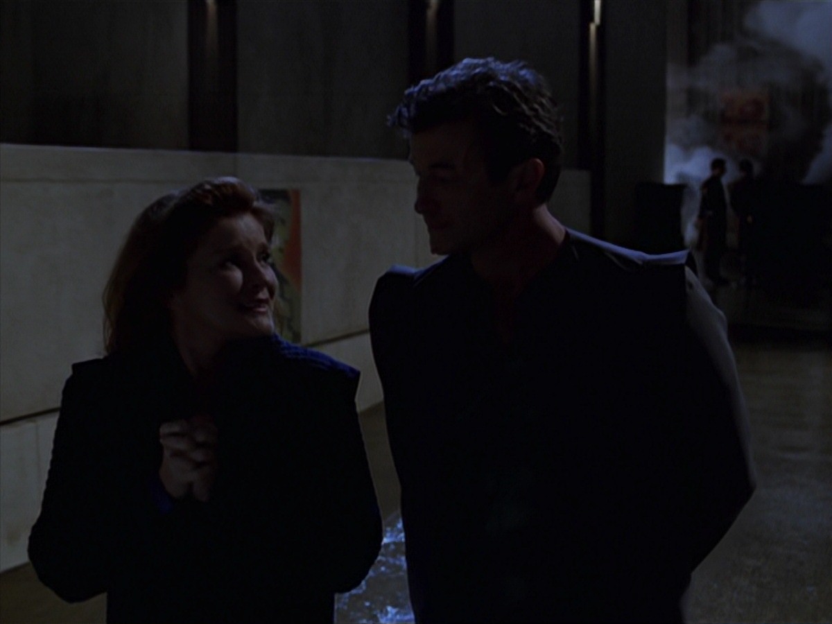 extant_StarTrek_VOY_7x16-WorkforcePart1_0980.jpg