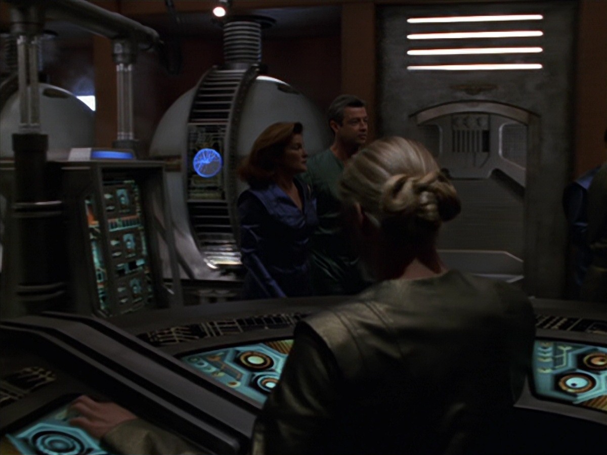 extant_StarTrek_VOY_7x16-WorkforcePart1_1035.jpg