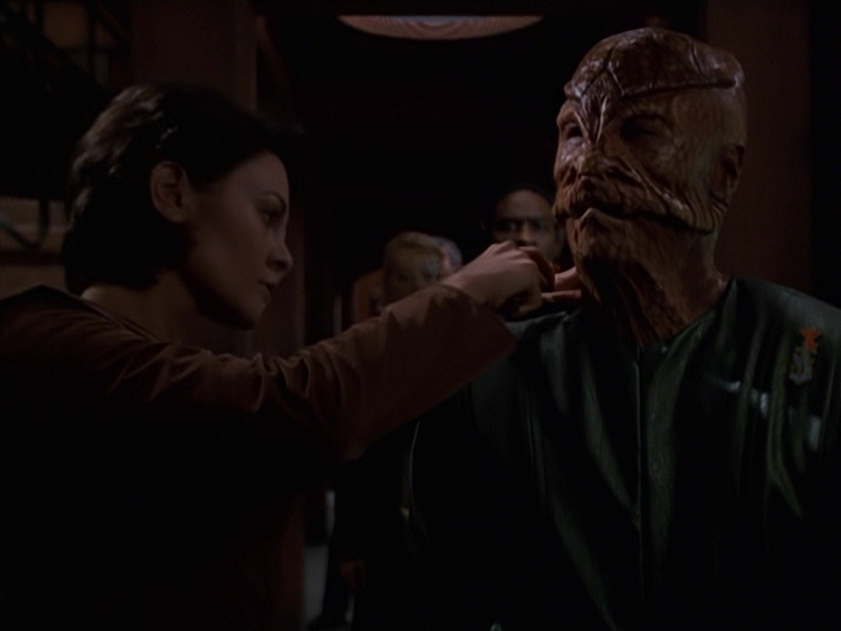 extant_StarTrek_VOY_7x16-WorkforcePart1_1044.jpg