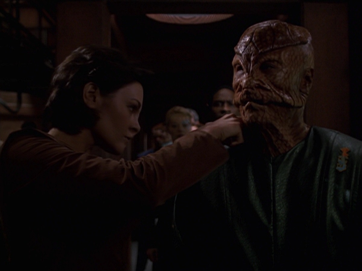 extant_StarTrek_VOY_7x16-WorkforcePart1_1045.jpg