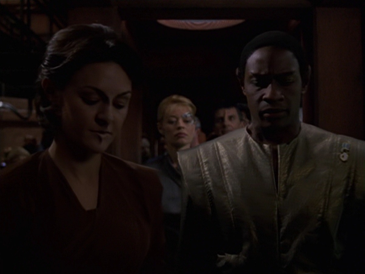 extant_StarTrek_VOY_7x16-WorkforcePart1_1053.jpg
