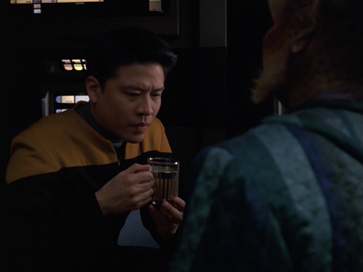 extant_StarTrek_VOY_7x16-WorkforcePart1_1206.jpg
