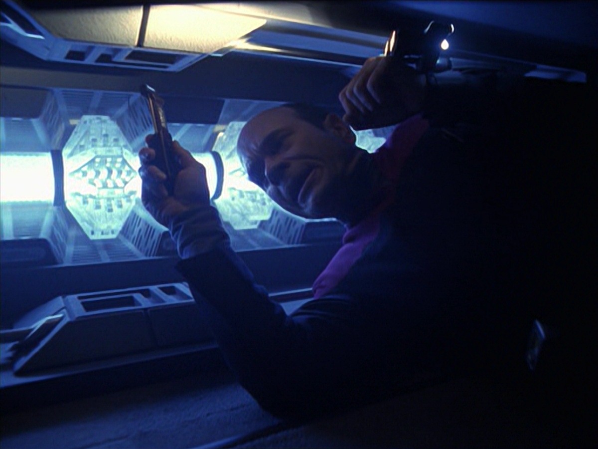 extant_StarTrek_VOY_7x16-WorkforcePart1_1275.jpg