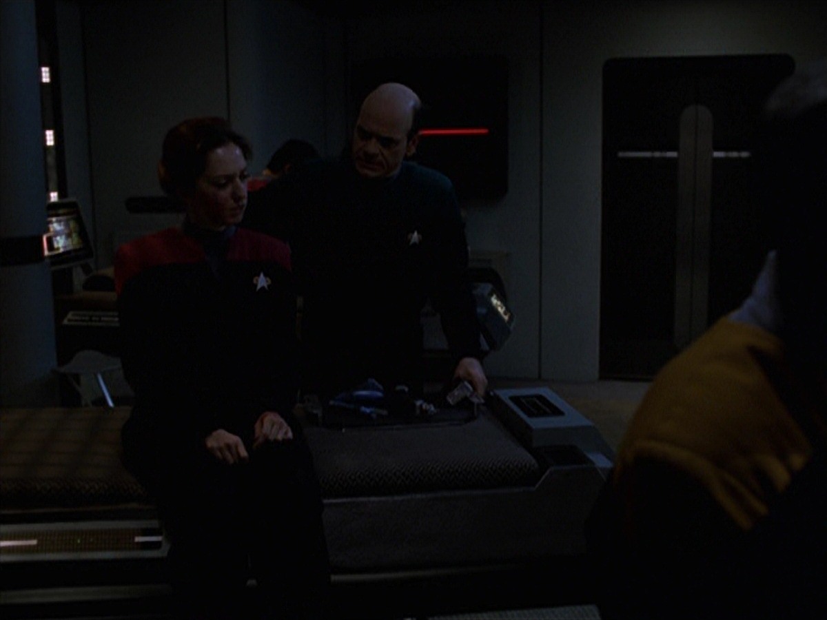 extant_StarTrek_VOY_7x16-WorkforcePart1_1443.jpg