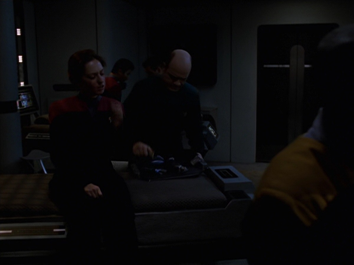extant_StarTrek_VOY_7x16-WorkforcePart1_1444.jpg