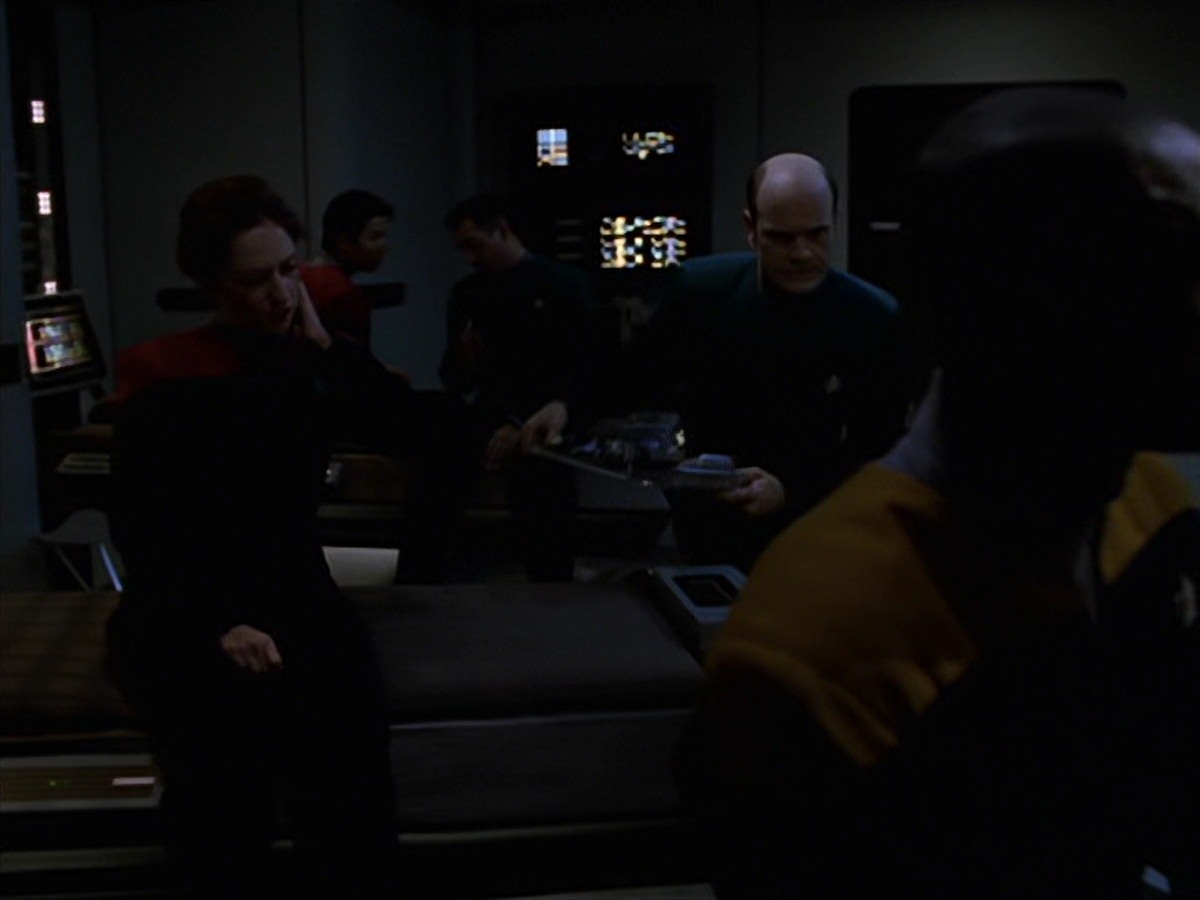 extant_StarTrek_VOY_7x16-WorkforcePart1_1445.jpg