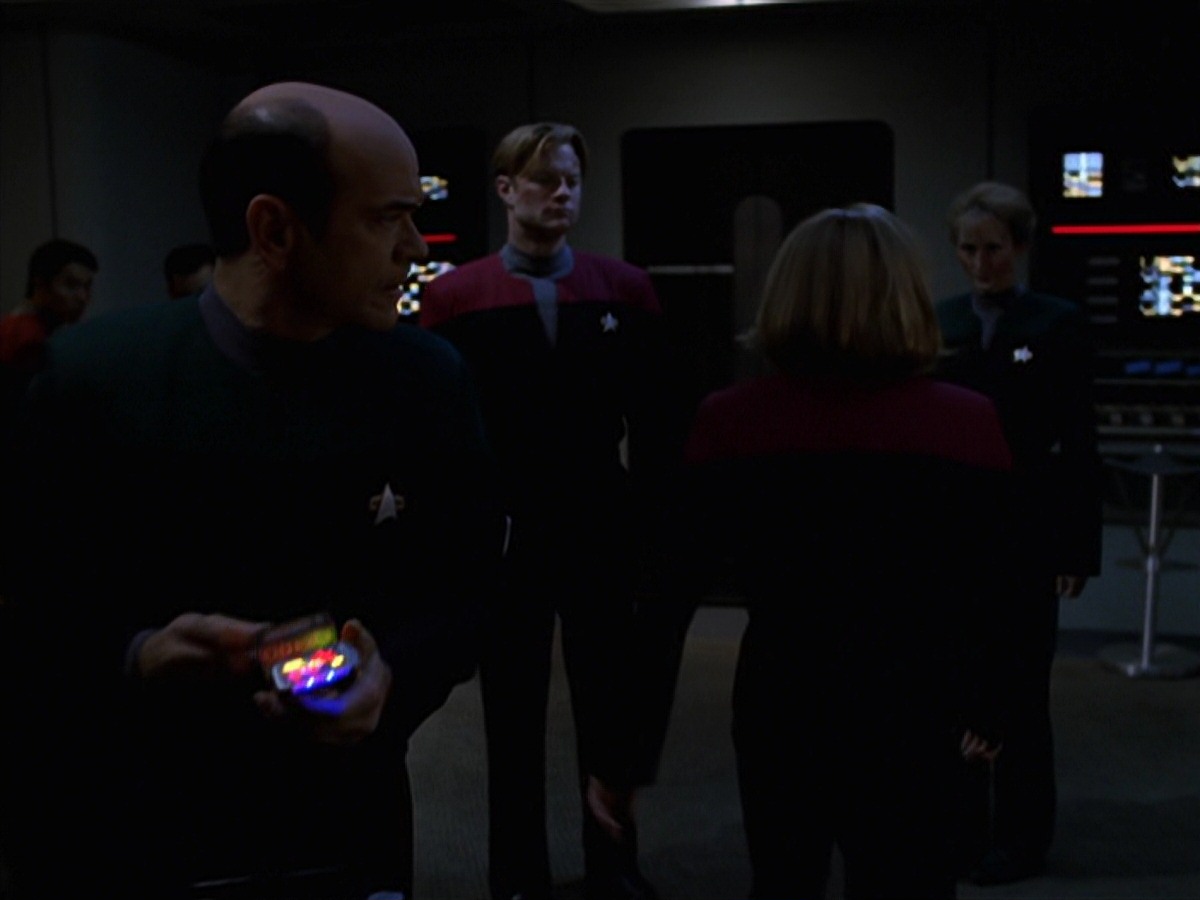 extant_StarTrek_VOY_7x16-WorkforcePart1_1461.jpg