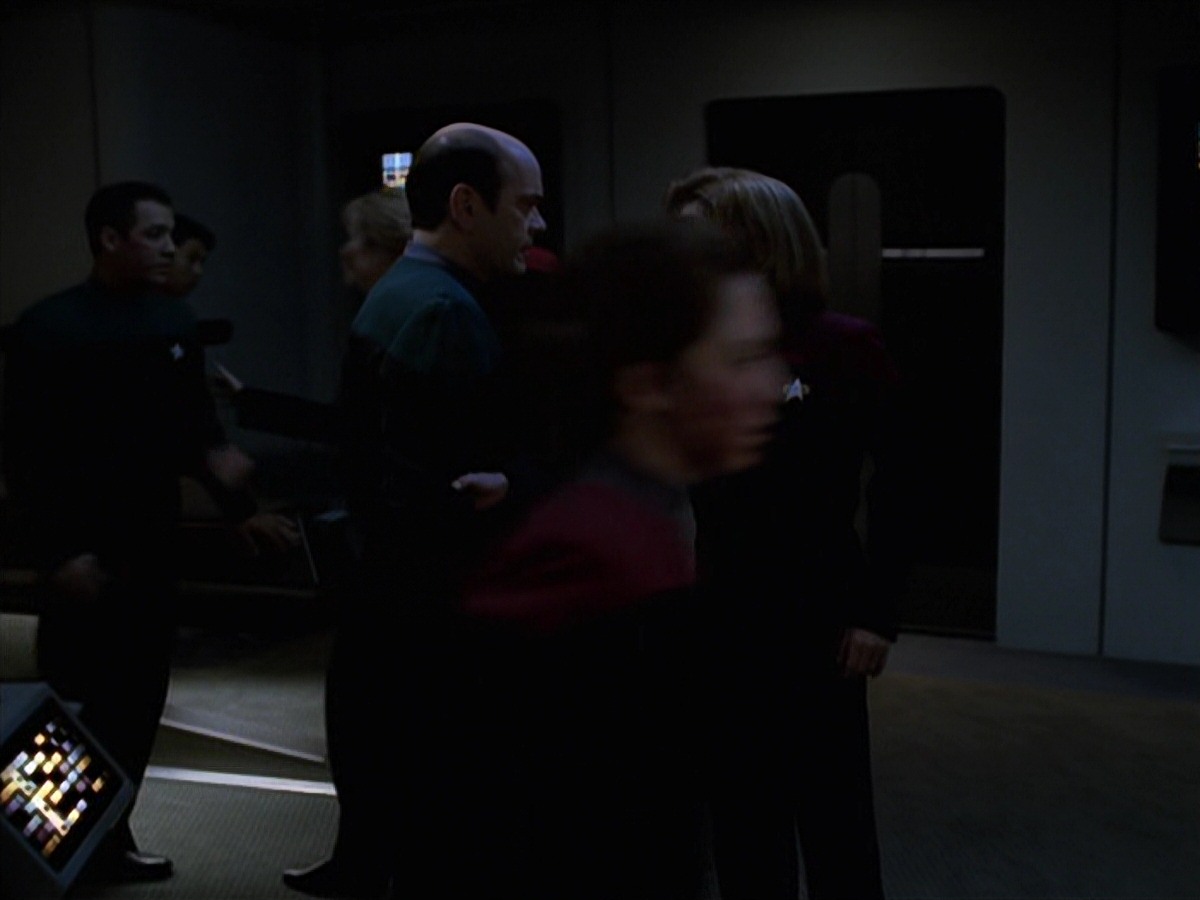 extant_StarTrek_VOY_7x16-WorkforcePart1_1465.jpg