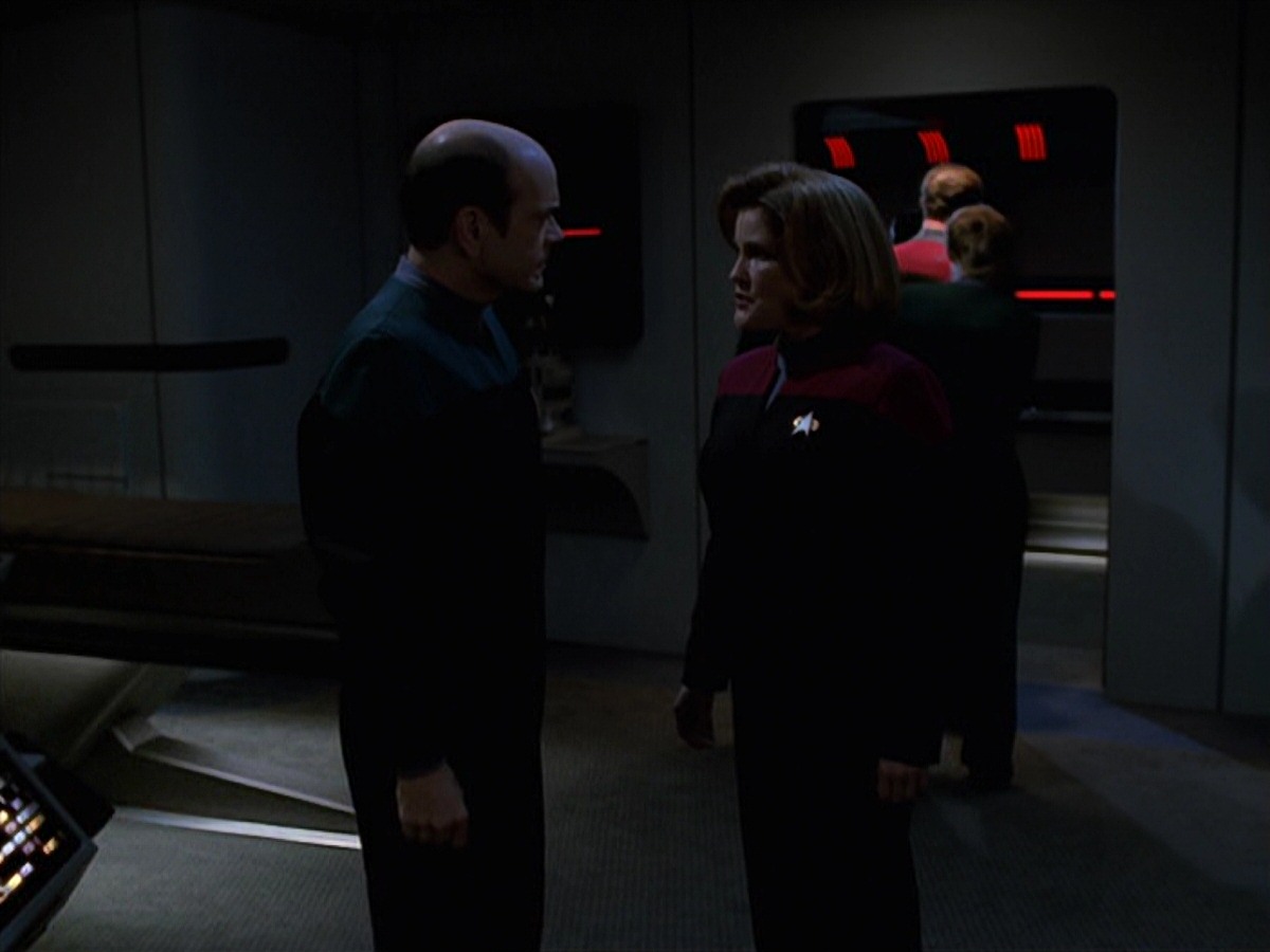 extant_StarTrek_VOY_7x16-WorkforcePart1_1470.jpg