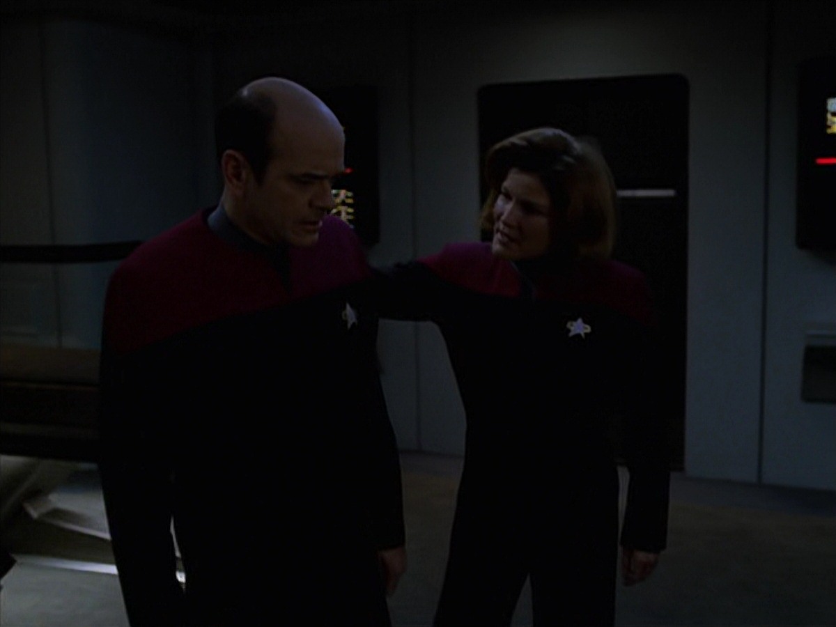 extant_StarTrek_VOY_7x16-WorkforcePart1_1484.jpg
