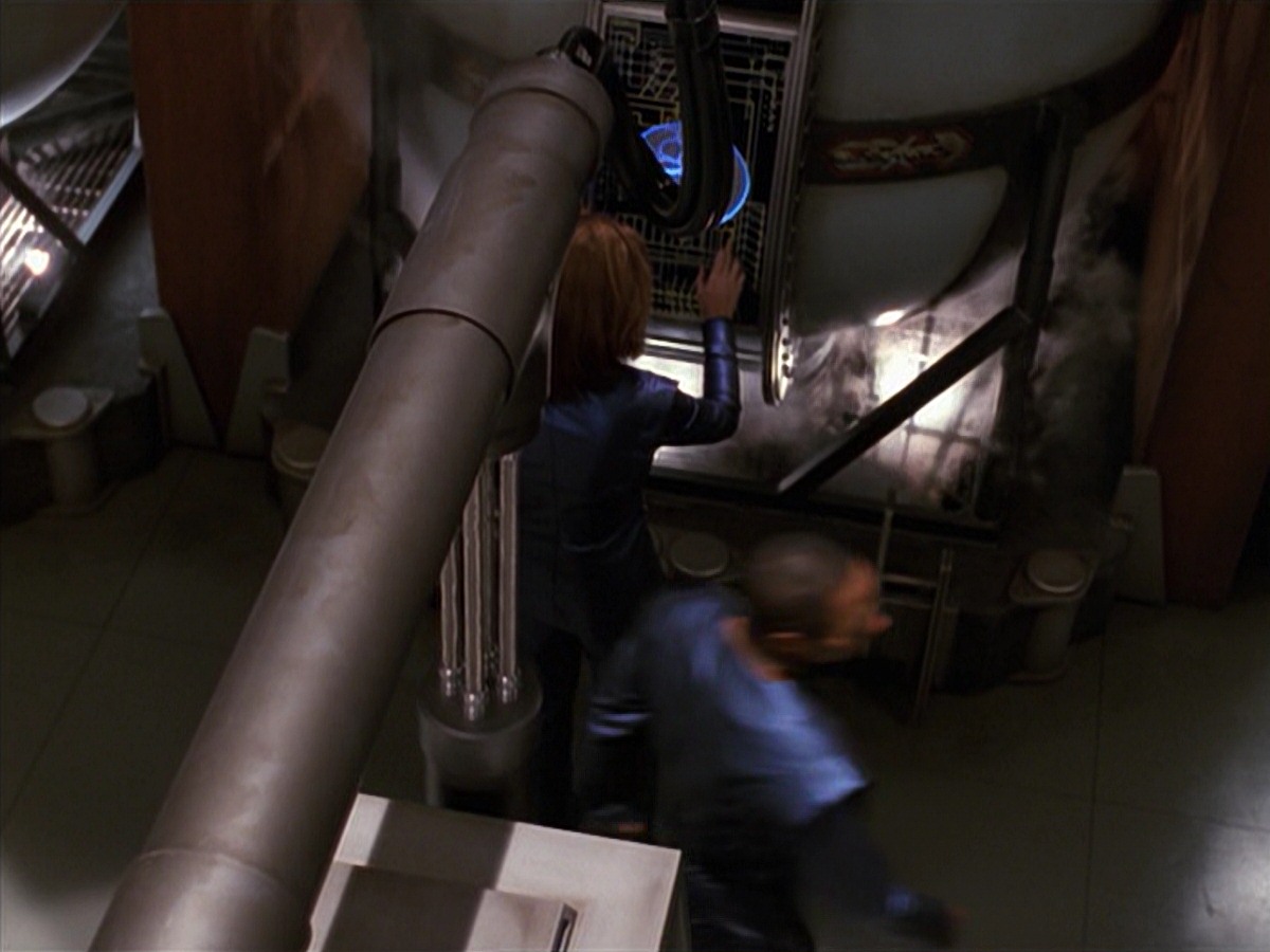 extant_StarTrek_VOY_7x16-WorkforcePart1_1692.jpg