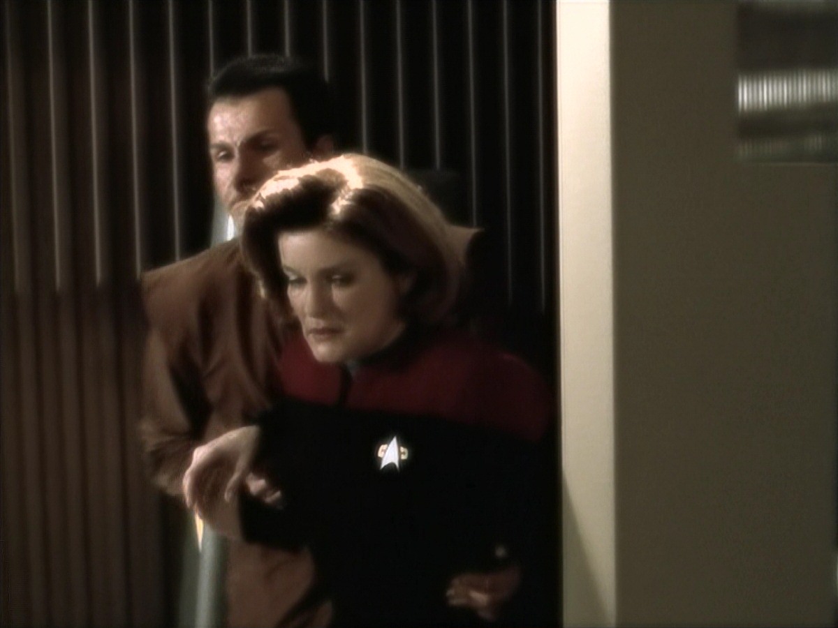 extant_StarTrek_VOY_7x16-WorkforcePart1_1700.jpg