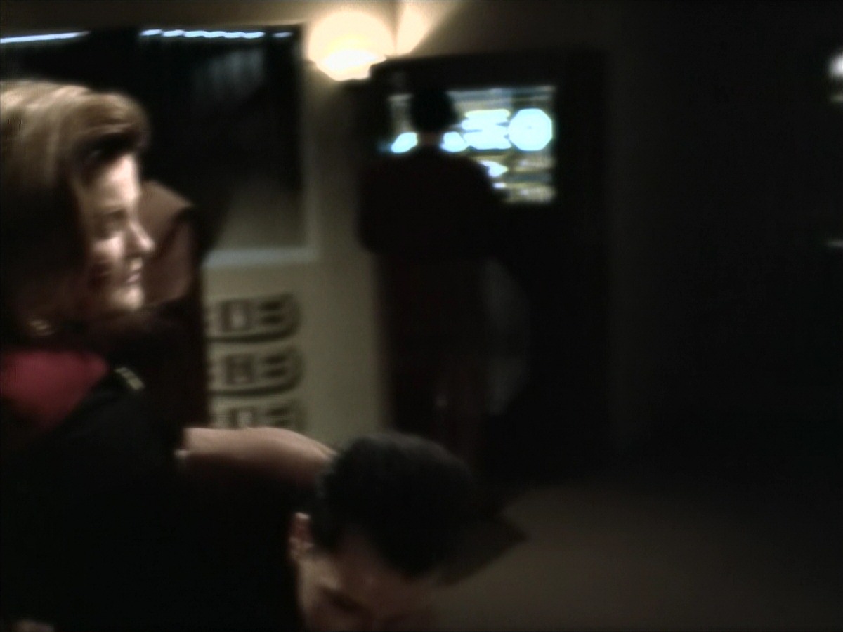 extant_StarTrek_VOY_7x16-WorkforcePart1_1722.jpg