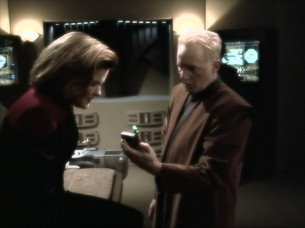 extant_StarTrek_VOY_7x16-WorkforcePart1_1732.jpg