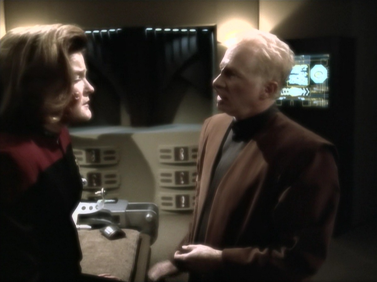 extant_StarTrek_VOY_7x16-WorkforcePart1_1740.jpg