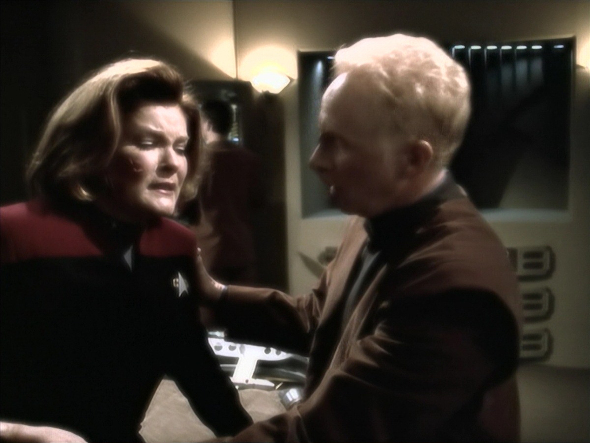 extant_StarTrek_VOY_7x16-WorkforcePart1_1746.jpg