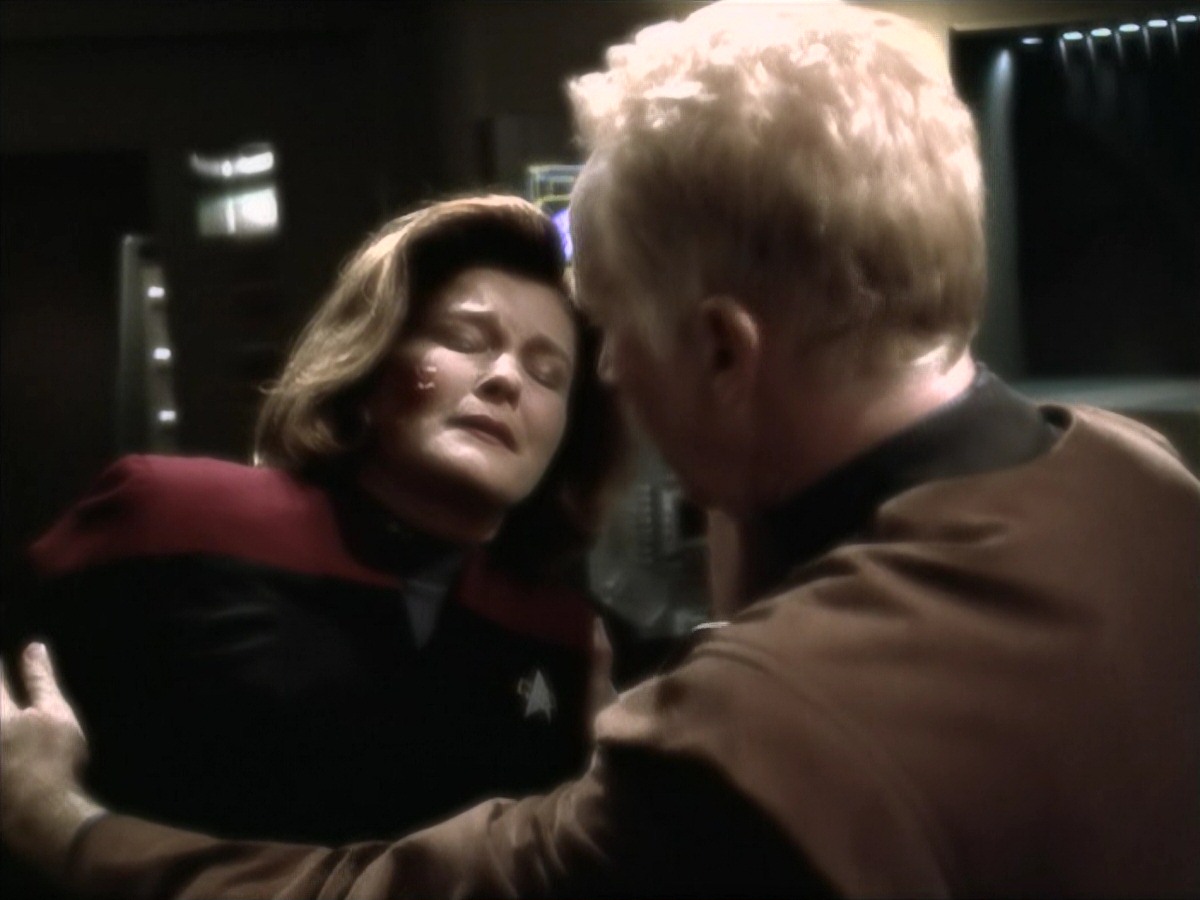 extant_StarTrek_VOY_7x16-WorkforcePart1_1749.jpg