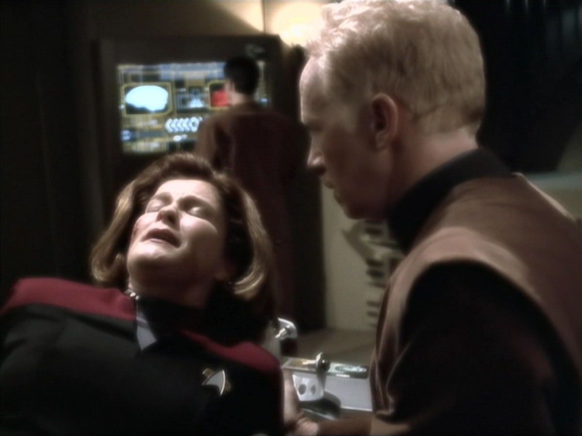 extant_StarTrek_VOY_7x16-WorkforcePart1_1767.jpg