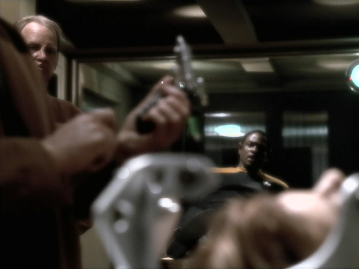 extant_StarTrek_VOY_7x16-WorkforcePart1_1778.jpg