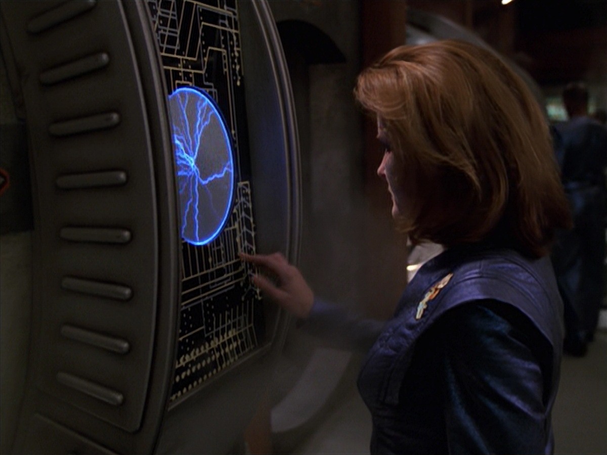 extant_StarTrek_VOY_7x16-WorkforcePart1_1838.jpg