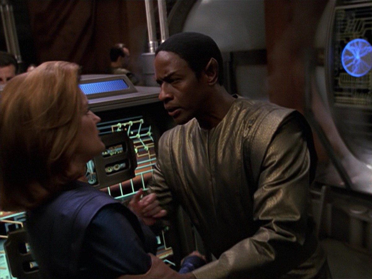 extant_StarTrek_VOY_7x16-WorkforcePart1_1887.jpg