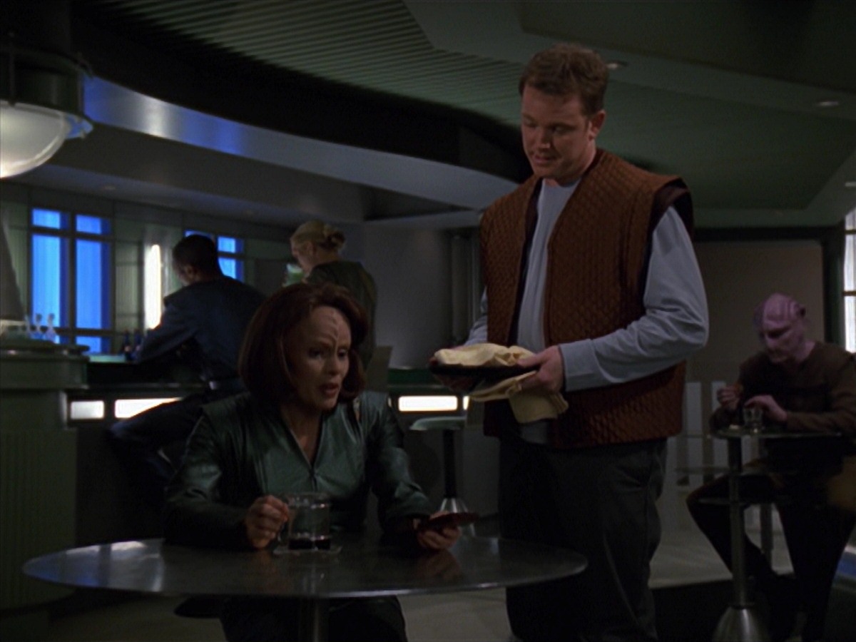 extant_StarTrek_VOY_7x16-WorkforcePart1_2018.jpg