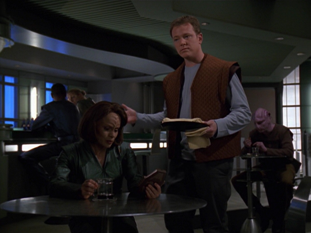 extant_StarTrek_VOY_7x16-WorkforcePart1_2023.jpg