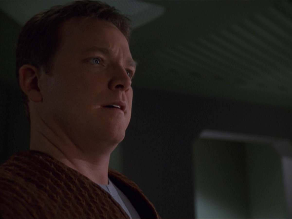 extant_StarTrek_VOY_7x16-WorkforcePart1_2104.jpg