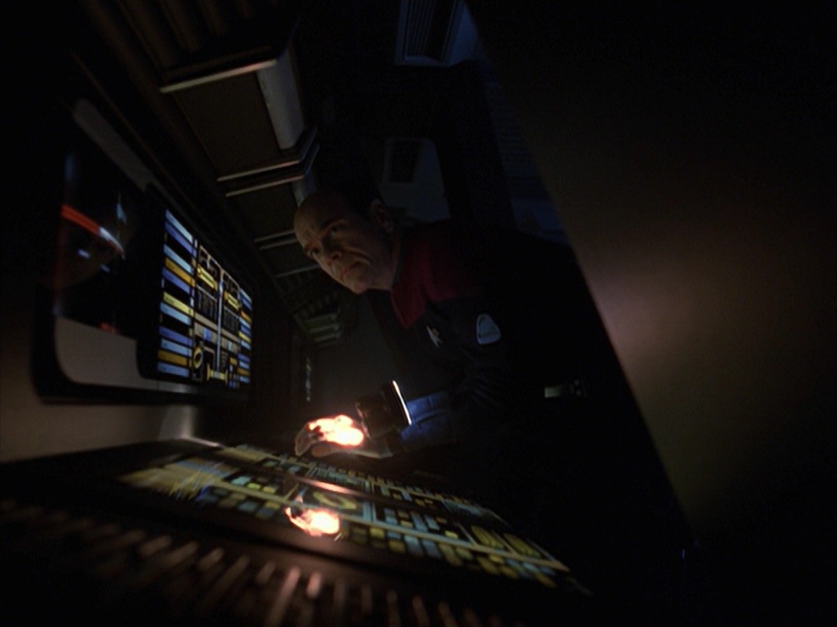 extant_StarTrek_VOY_7x16-WorkforcePart1_2152.jpg