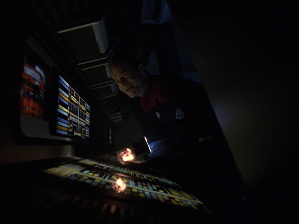 extant_StarTrek_VOY_7x16-WorkforcePart1_2157.jpg