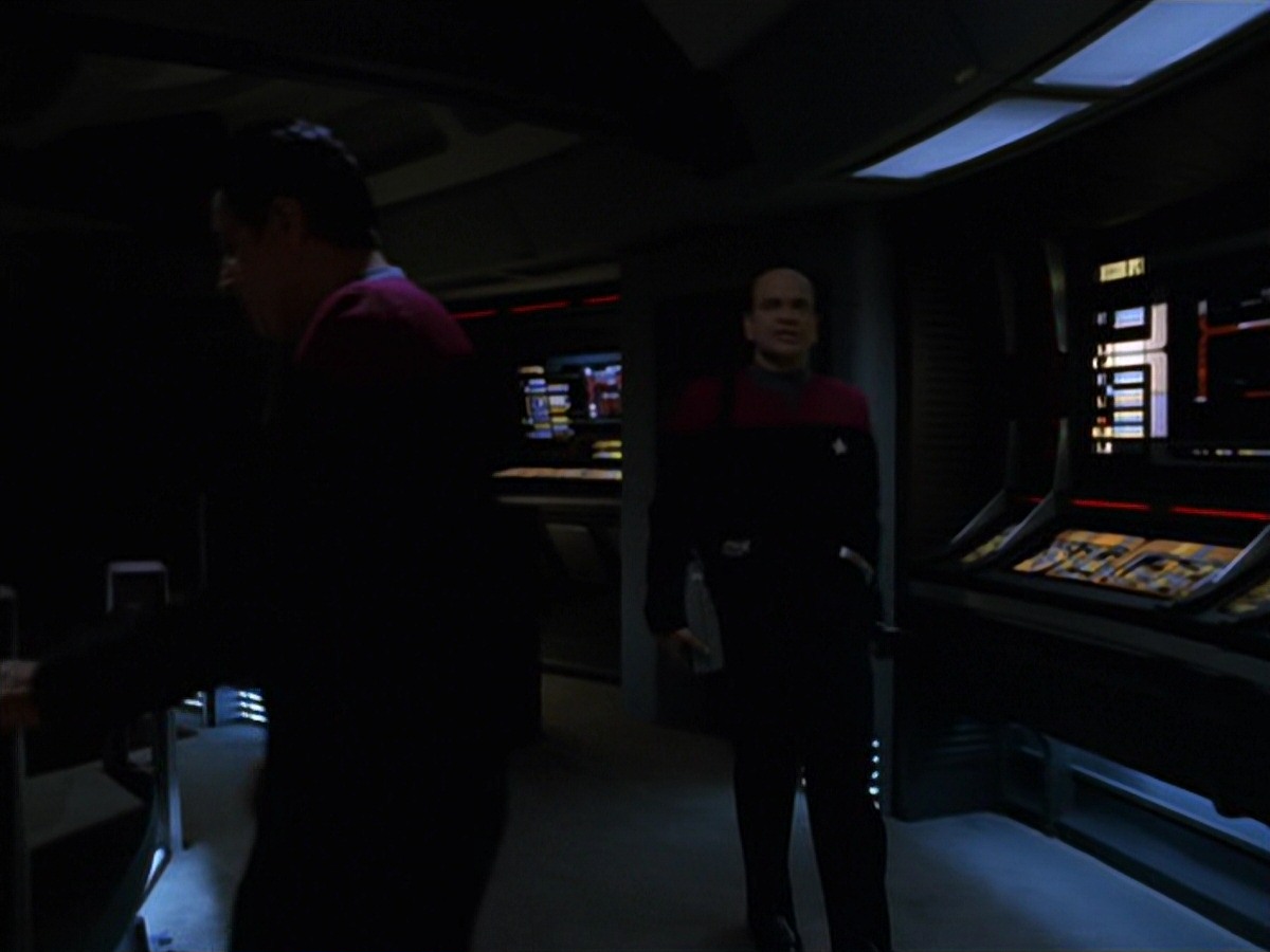 extant_StarTrek_VOY_7x16-WorkforcePart1_2232.jpg