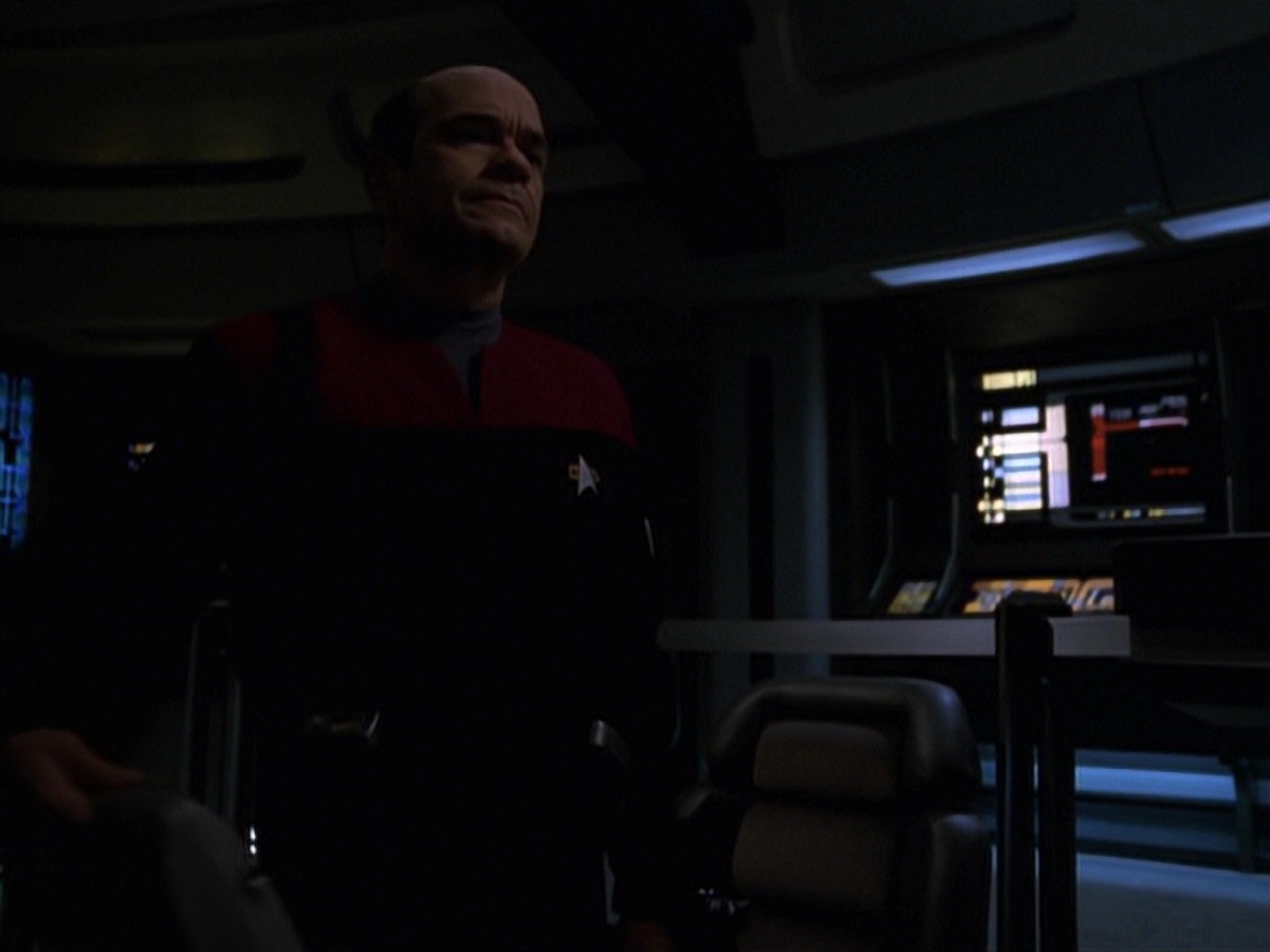 extant_StarTrek_VOY_7x16-WorkforcePart1_2300.jpg