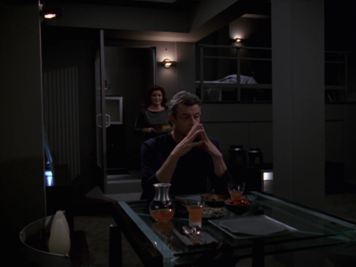 extant_StarTrek_VOY_7x16-WorkforcePart1_2318.jpg
