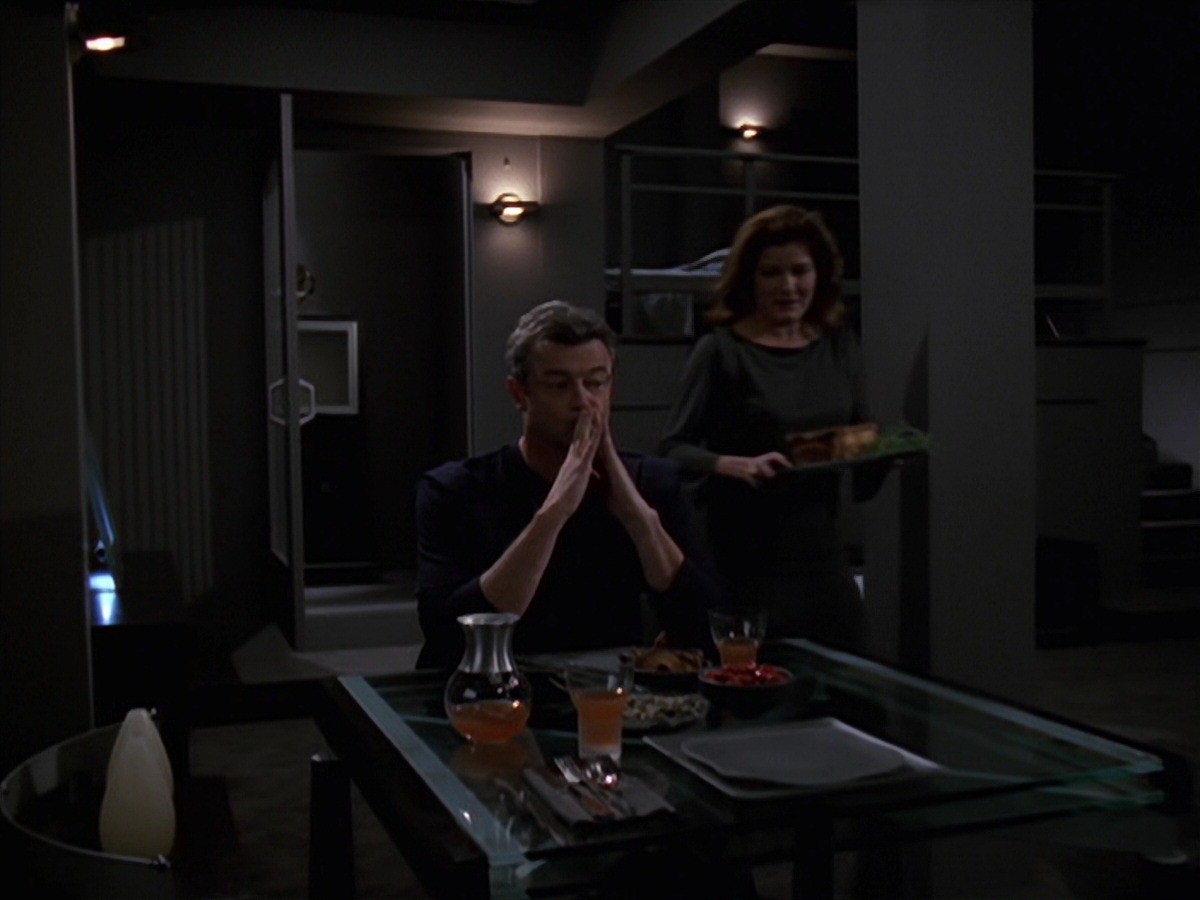 extant_StarTrek_VOY_7x16-WorkforcePart1_2320.jpg