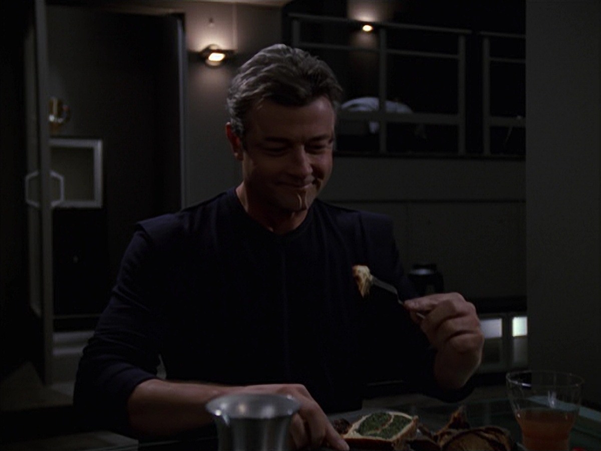 extant_StarTrek_VOY_7x16-WorkforcePart1_2347.jpg