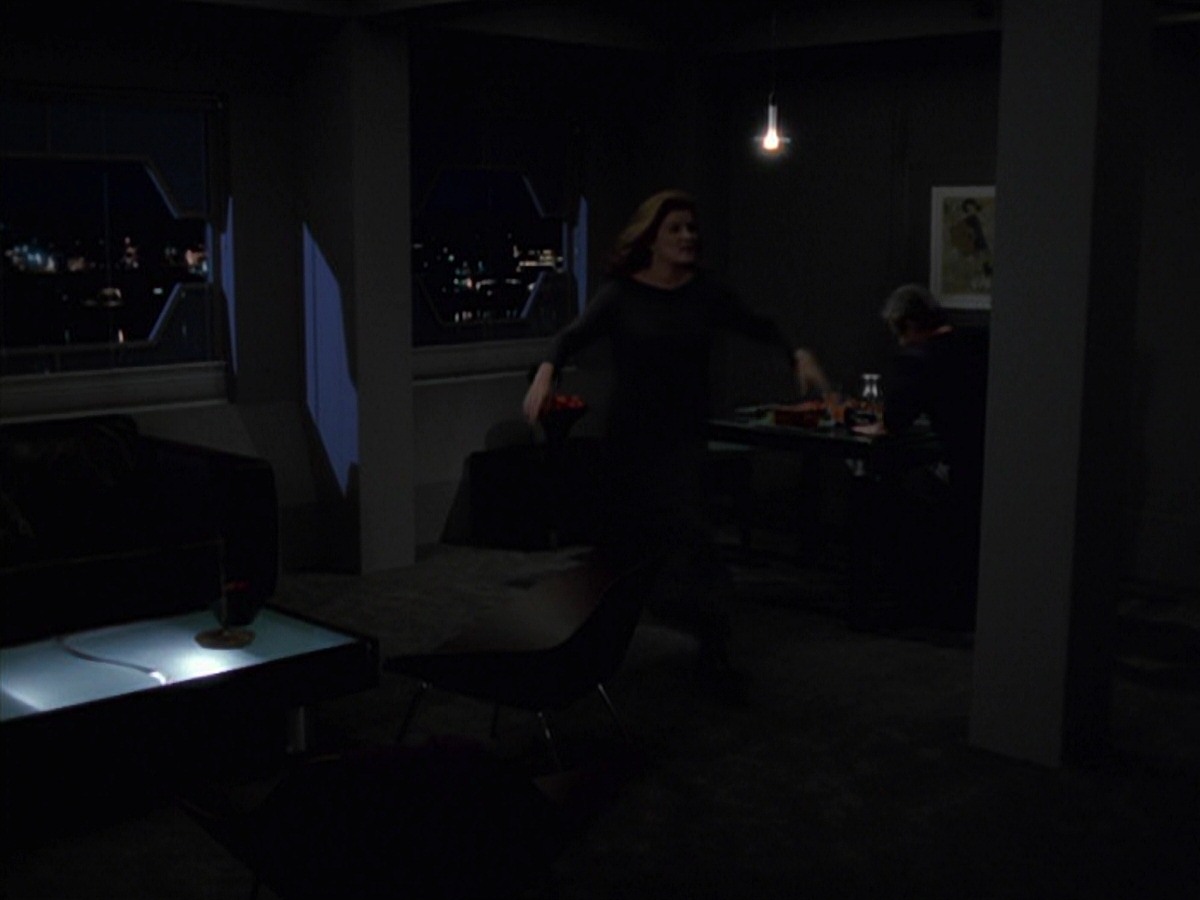 extant_StarTrek_VOY_7x16-WorkforcePart1_2371.jpg
