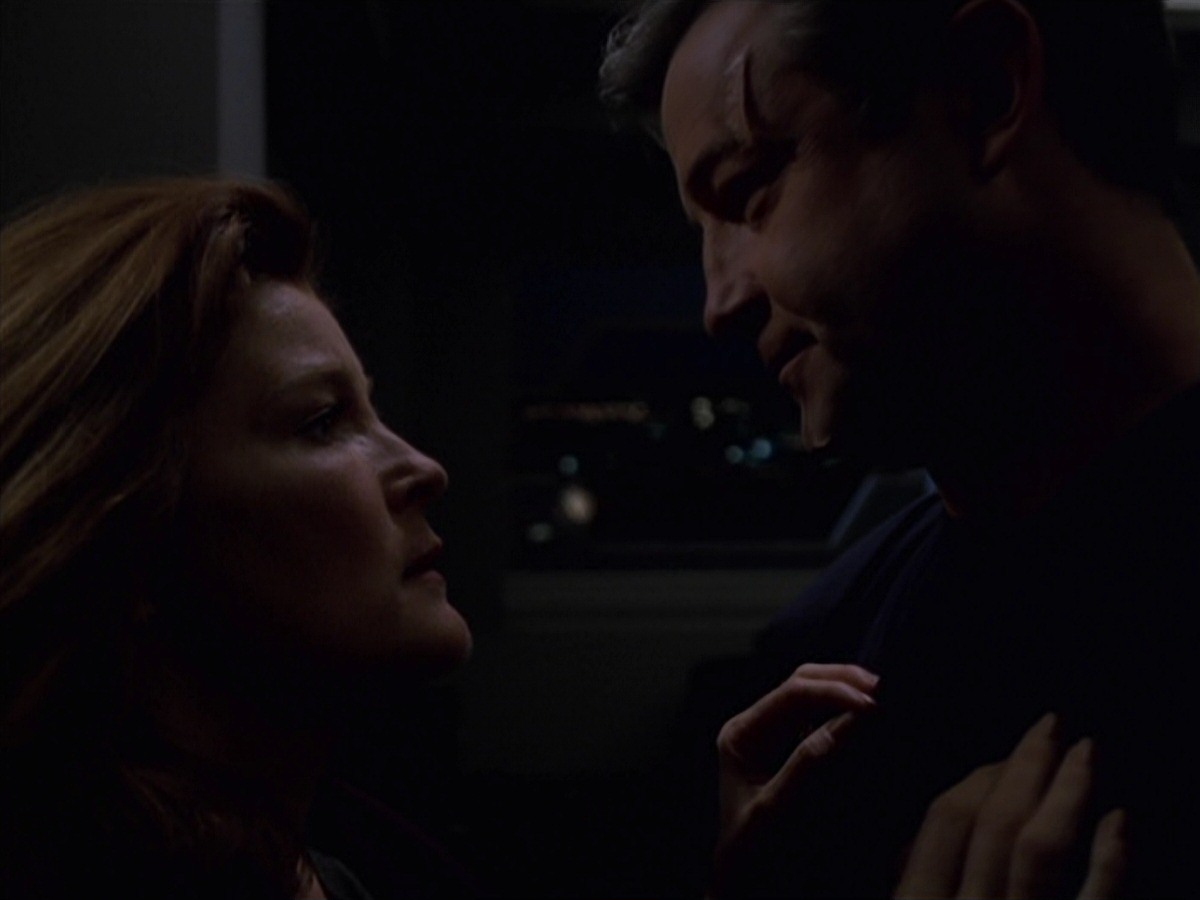 extant_StarTrek_VOY_7x16-WorkforcePart1_2387.jpg