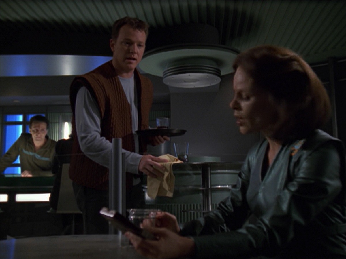 extant_StarTrek_VOY_7x16-WorkforcePart1_2634.jpg