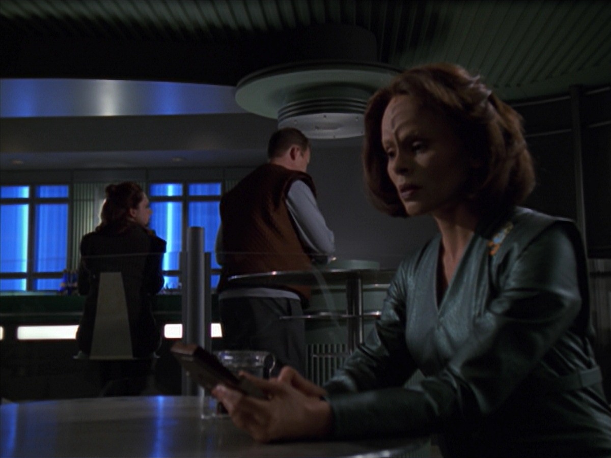 extant_StarTrek_VOY_7x16-WorkforcePart1_2653.jpg