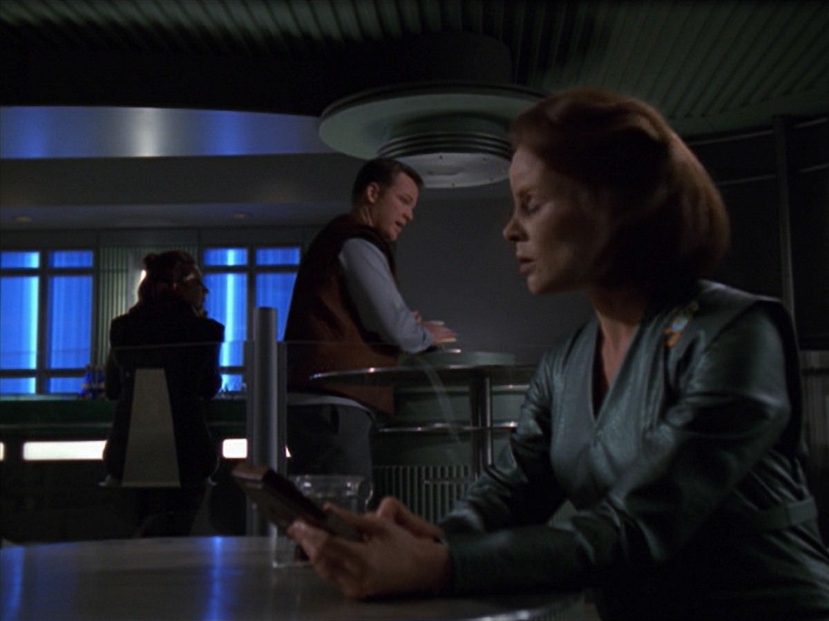extant_StarTrek_VOY_7x16-WorkforcePart1_2654.jpg