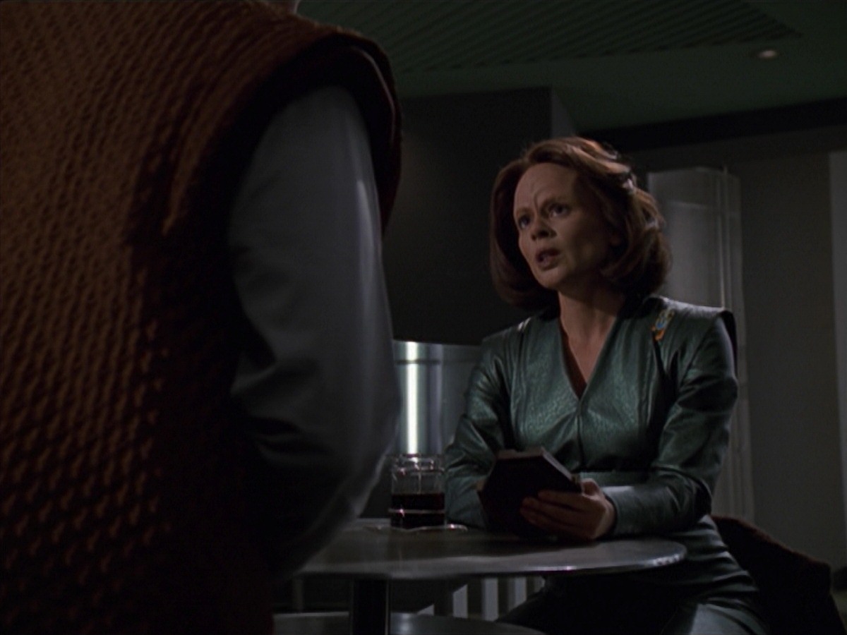 extant_StarTrek_VOY_7x16-WorkforcePart1_2677.jpg
